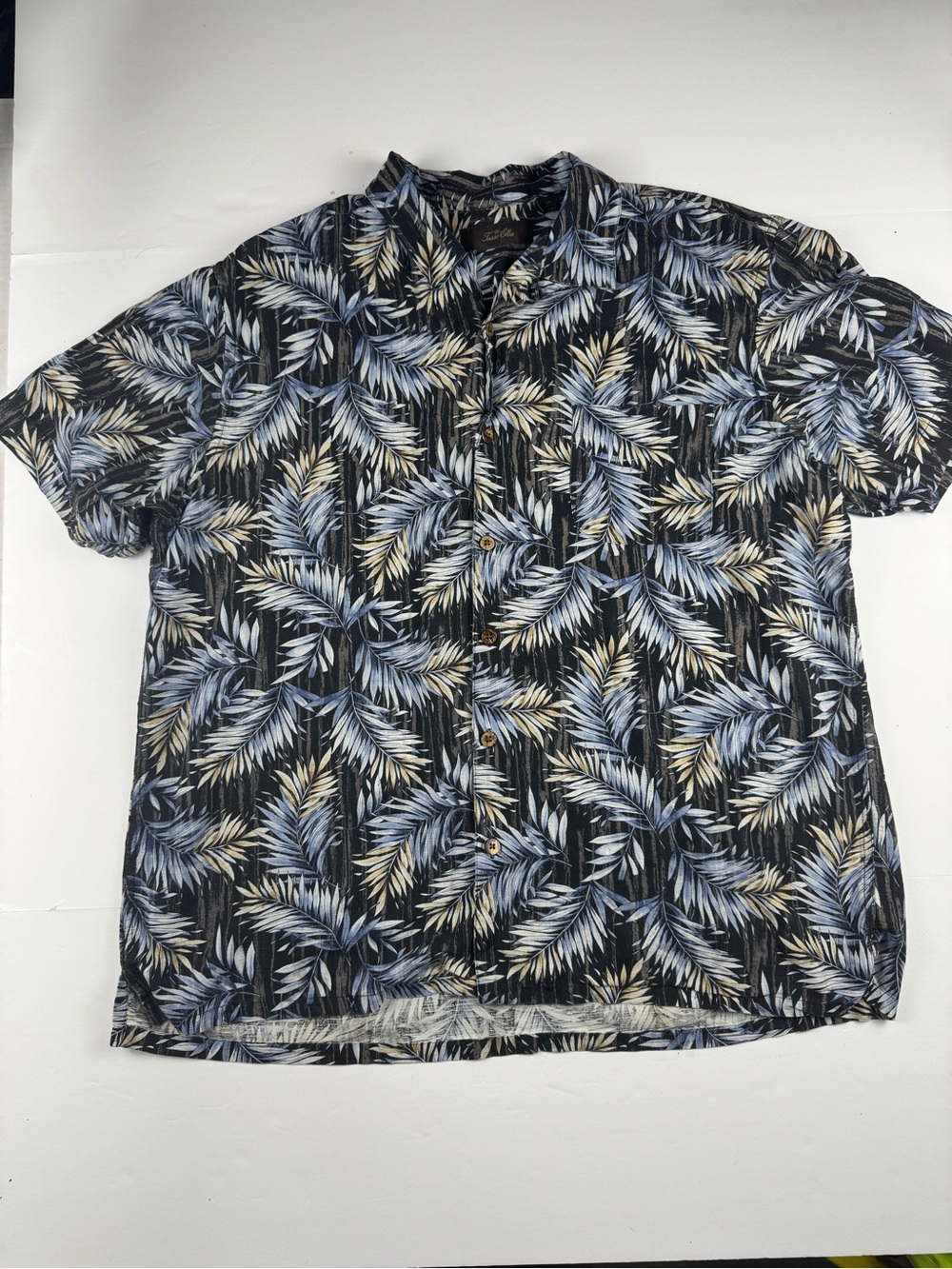 Tasso Elba Black Short-Sleeve Leaf Print Button-Down Silk shirt
